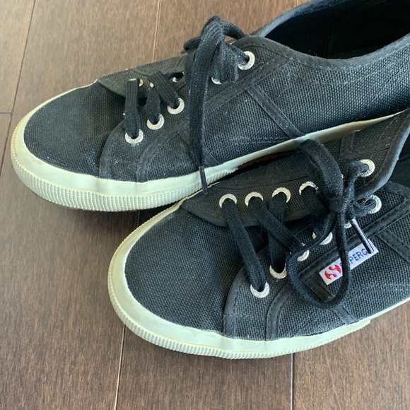 Superga 41 9.5US Cotu Classic Black and Cream Rubber Sole Sneaker Casual… - Picture 3 of 10